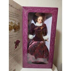 Special Edition Holiday Traditions Homecoming Collector Series